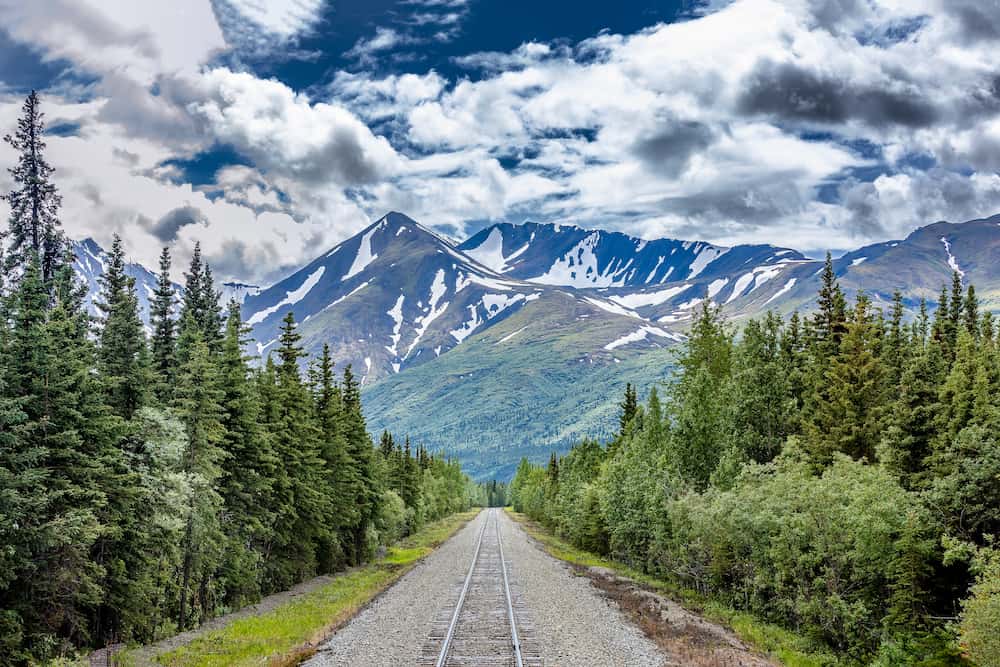 iStock-2070206257-2-HEADER_MOBILE